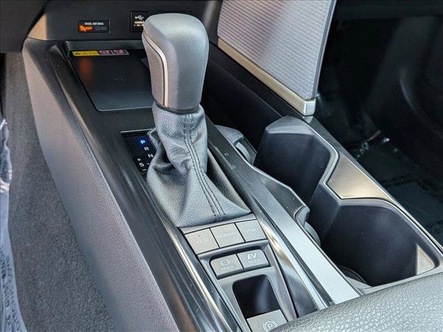 Used 2026 Toyota Camry SE w/ Convenience Package FWD image 14