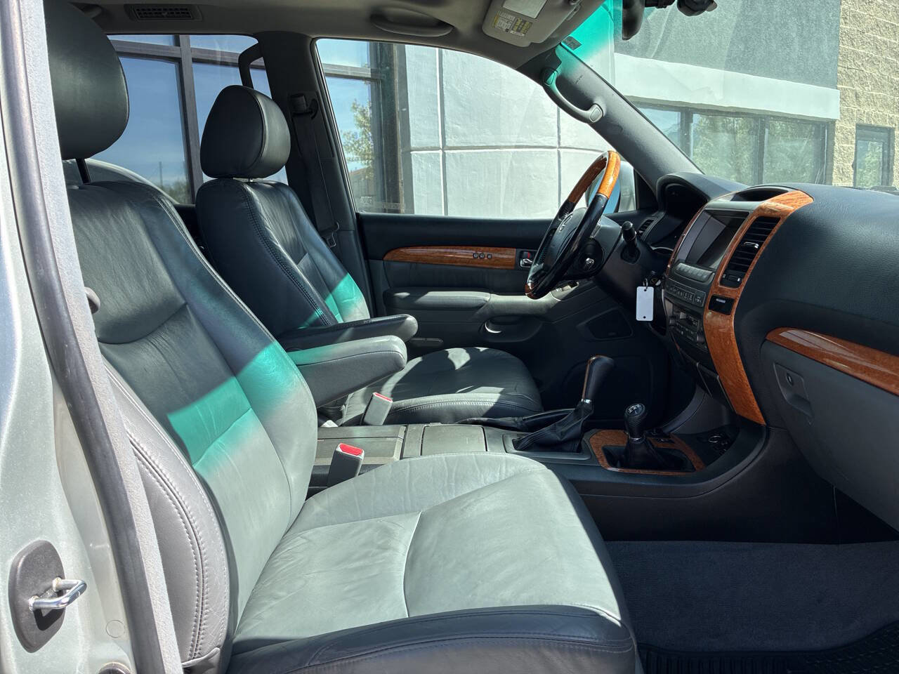 Used 2004 Lexus GX 470 image 13