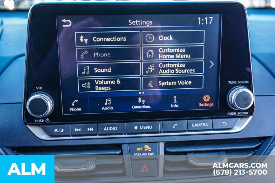 Used 2024 Nissan Altima 2.5 SV image 34