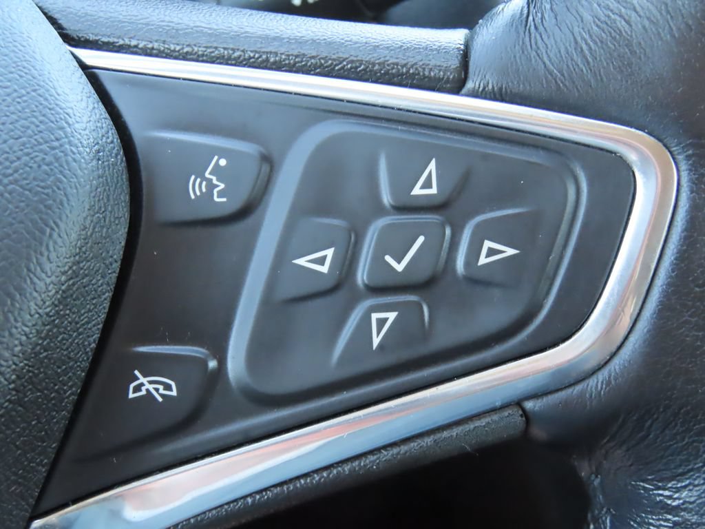 Used 2019 Chevrolet Equinox Premier FWD image 16