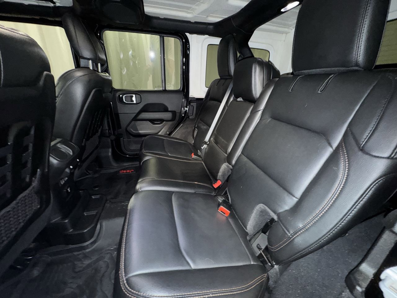 Used 2021 Jeep Wrangler Unlimited Rubicon w/ Dual Top Group image 31