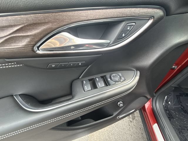 Used 2023 Buick Envision Avenir AWD/4WD image 13