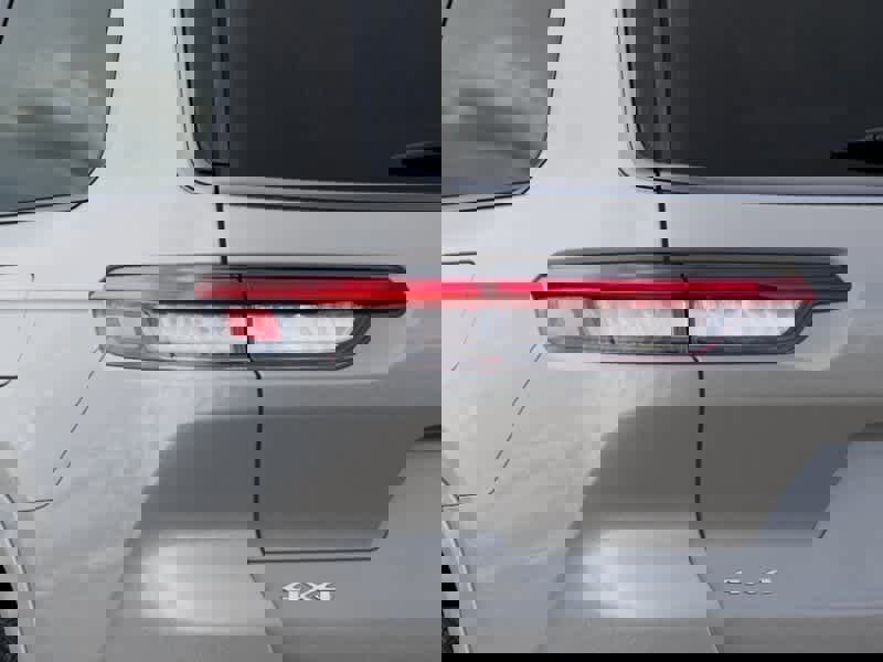 New 2026 Jeep Grand Cherokee L Limited image 9