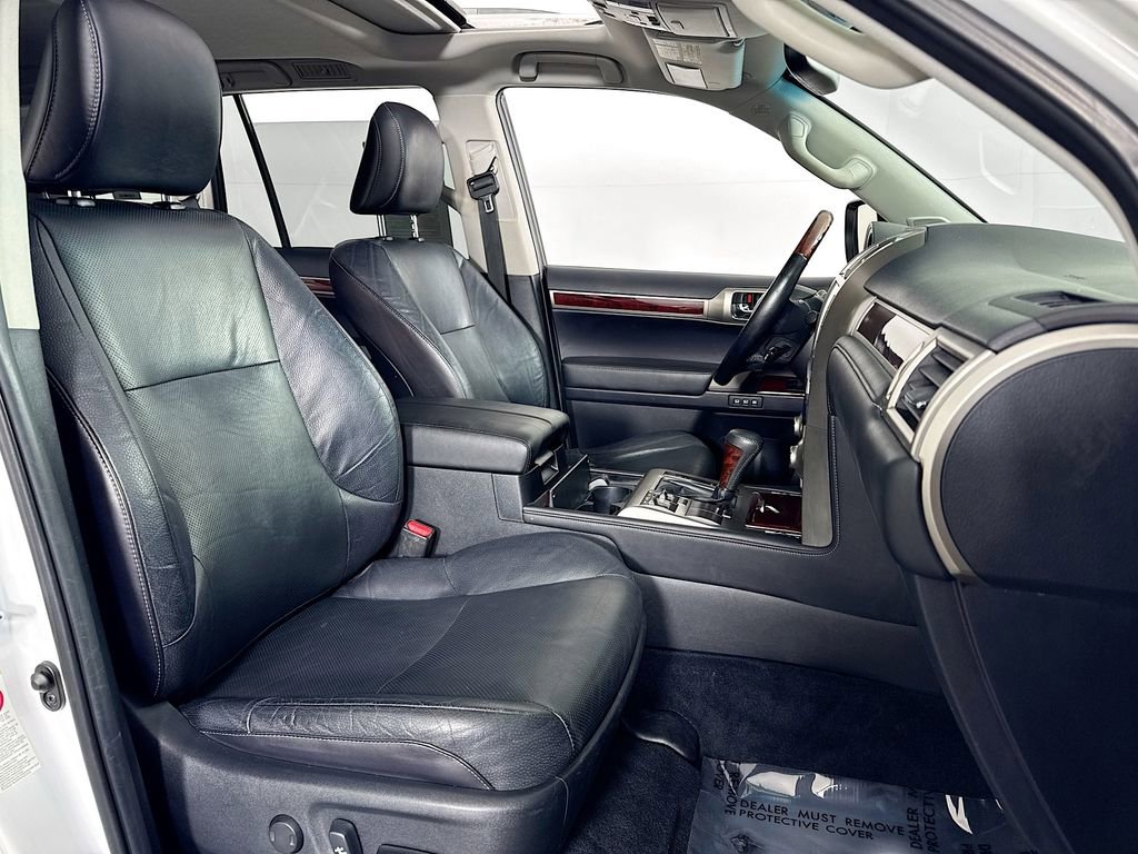 Used 2015 Lexus GX 460 w/ Premium Package AWD/4WD image 35