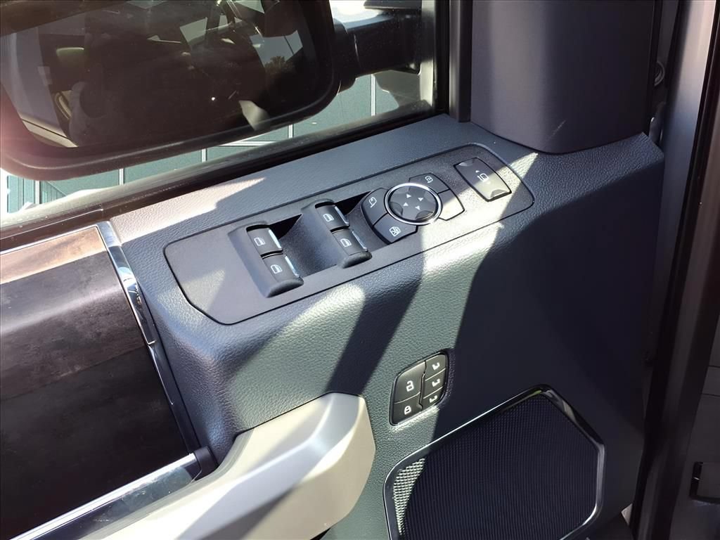 Used 2022 Ford F450 Lariat w/ Lariat Ultimate Package AWD/4WD image 20