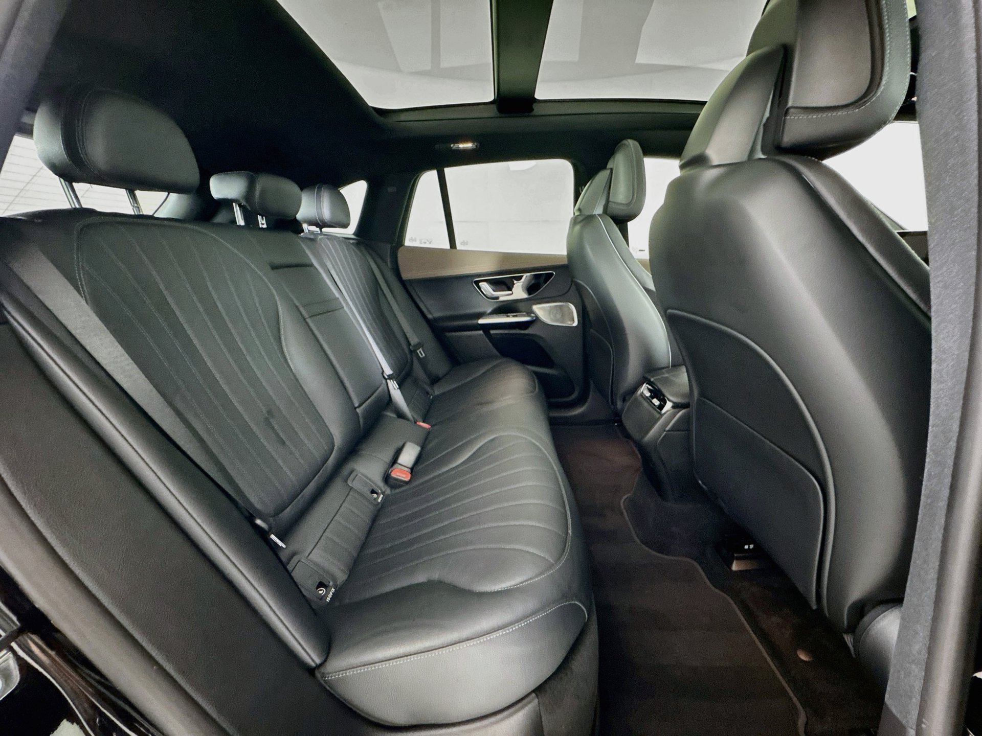 Certified 2023 Mercedes-Benz EQE 350+ SUV image 30