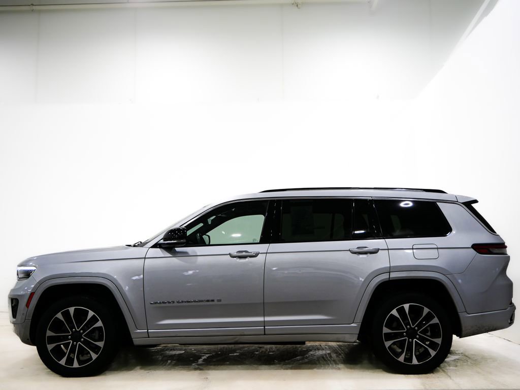 Used 2022 Jeep Grand Cherokee L Overland w/ Luxury Tech Group IV image 6