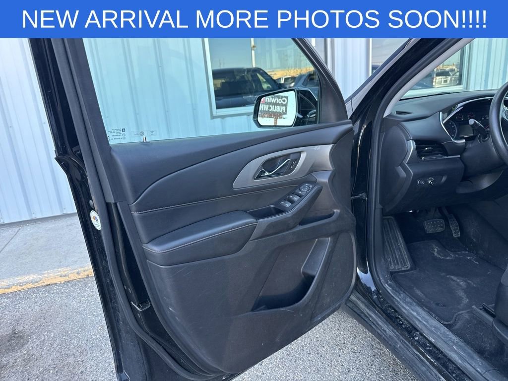 Used 2018 Chevrolet Traverse LS AWD/4WD image 9