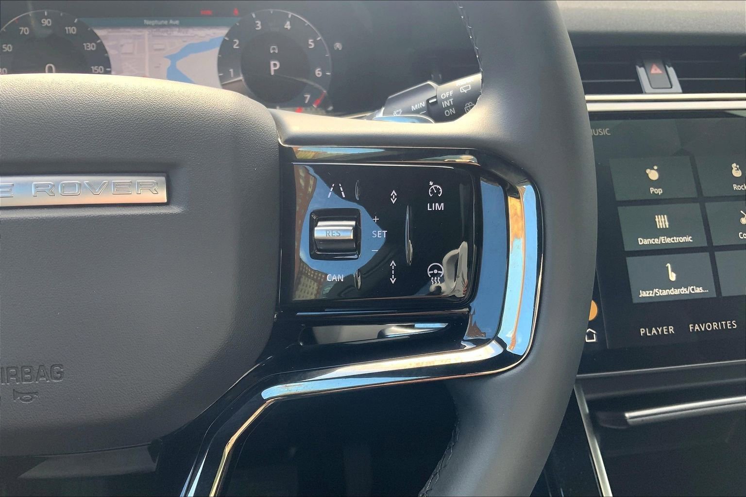 Used 2026 Land Rover Range Rover Evoque S image 24