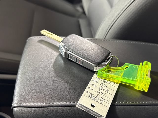Used 2023 Kia Niro LX FWD image 64