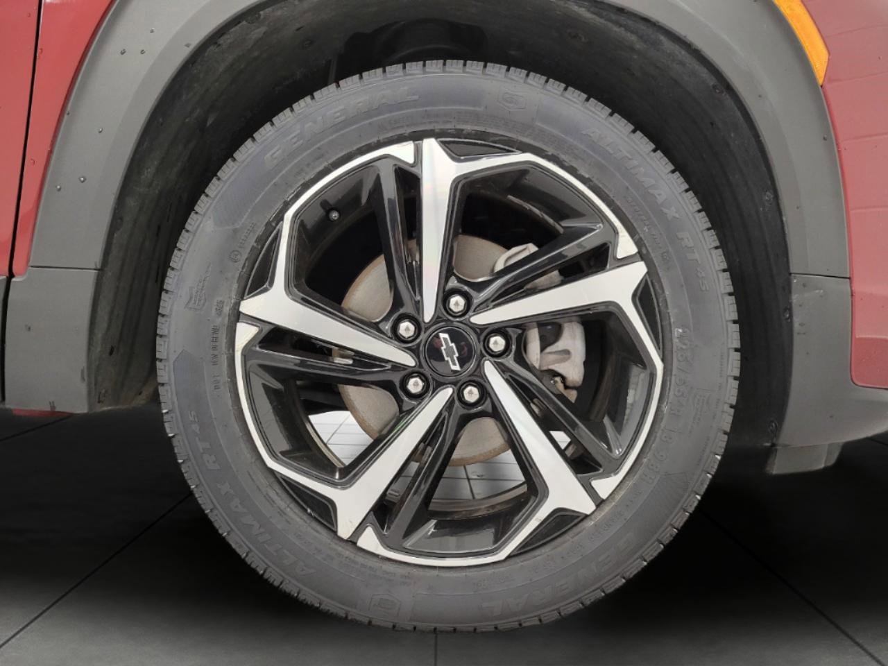 Used 2022 Chevrolet TrailBlazer RS FWD image 4