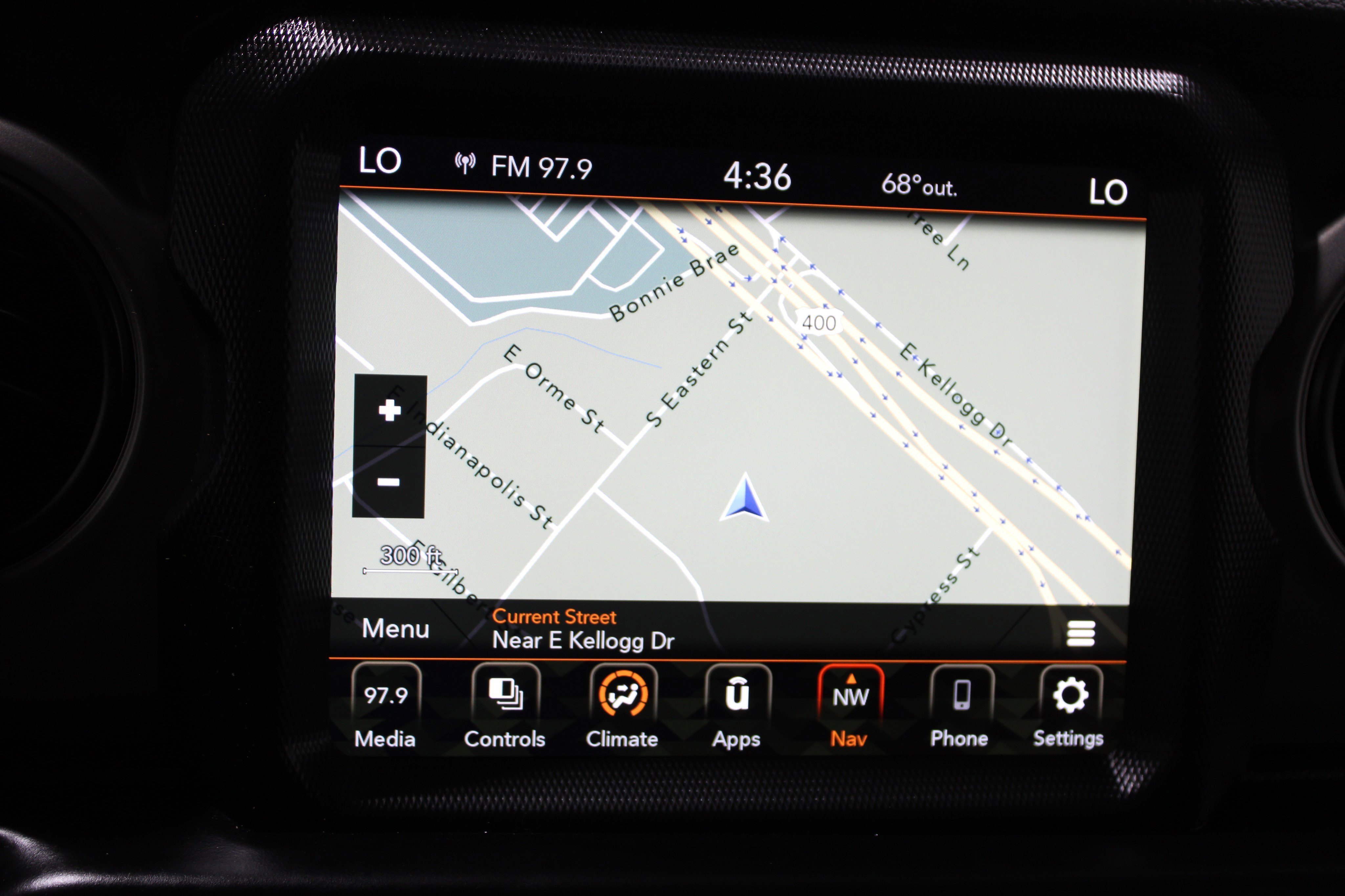 Used 2023 Jeep Gladiator Sport image 17