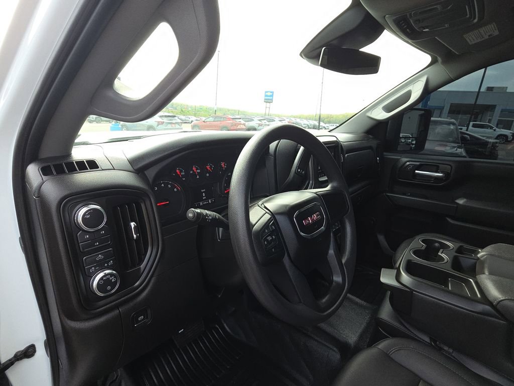 Used 2025 GMC Sierra 2500 Pro AWD/4WD image 15