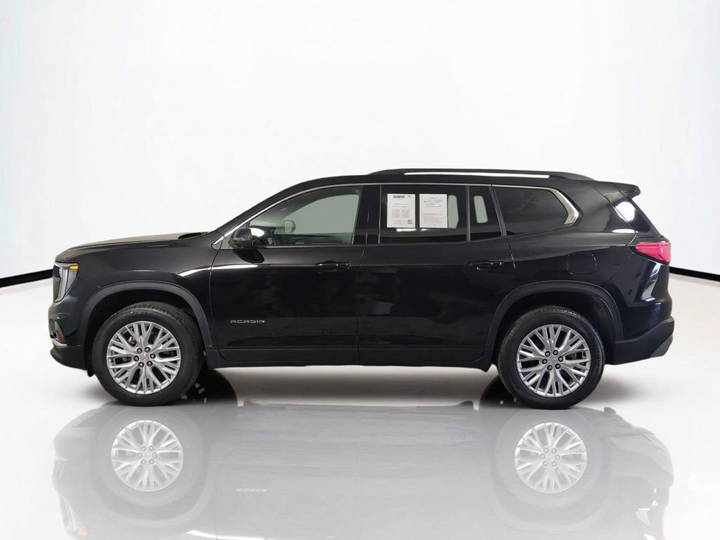 Used 2026 GMC Acadia Elevation w/ Elevation Premium Package FWD image 8