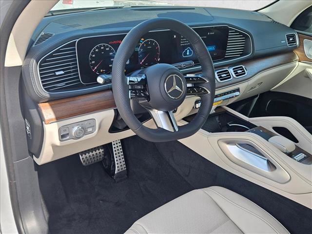 New 2026 Mercedes-Benz GLS 450 4MATIC image 9