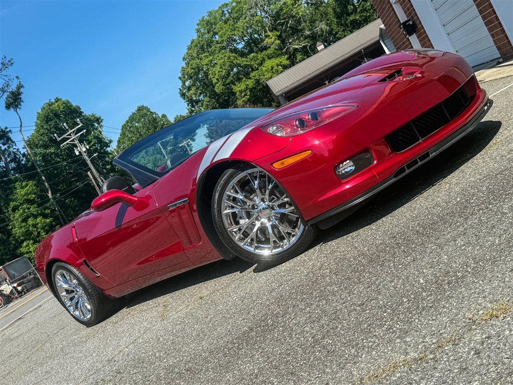 Used 2010 Chevrolet Corvette Grand Sport w/ Preferred Equipment Group RWD image 27