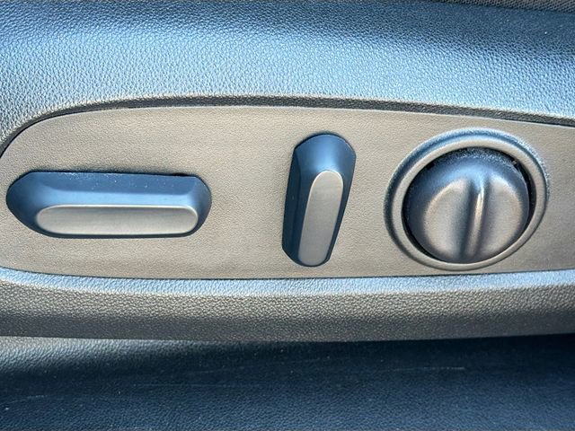 Used 2023 Chevrolet Equinox LT image 23