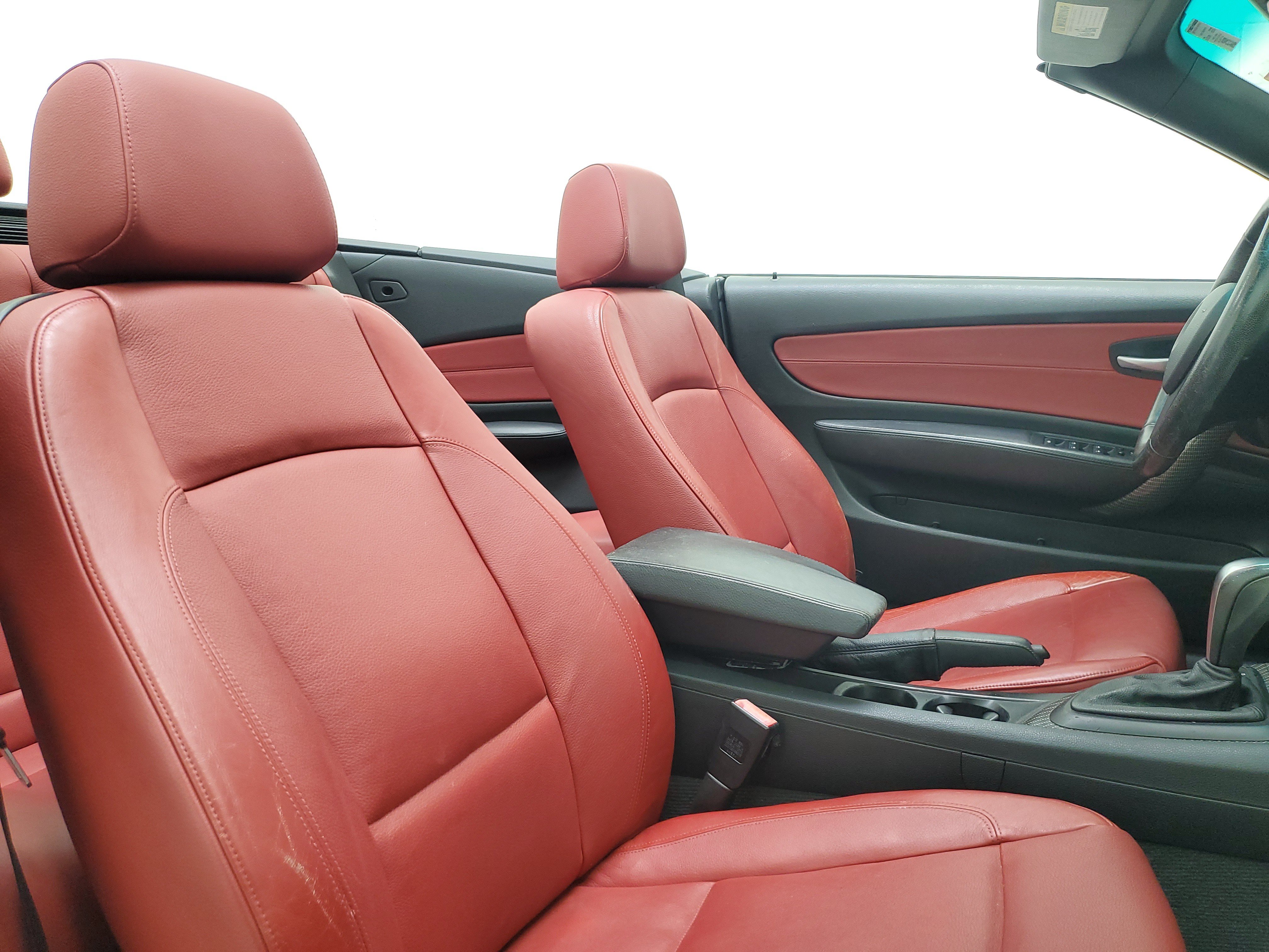 Used 2008 BMW 135i Convertible RWD image 10