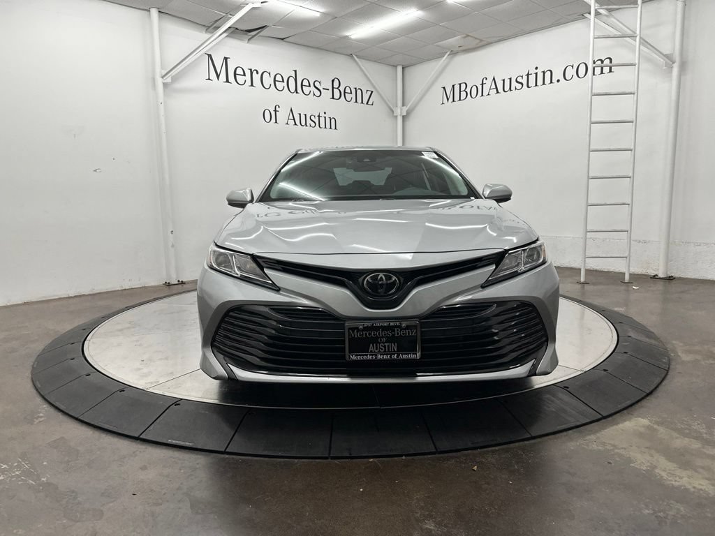 Used 2018 Toyota Camry LE FWD video 2