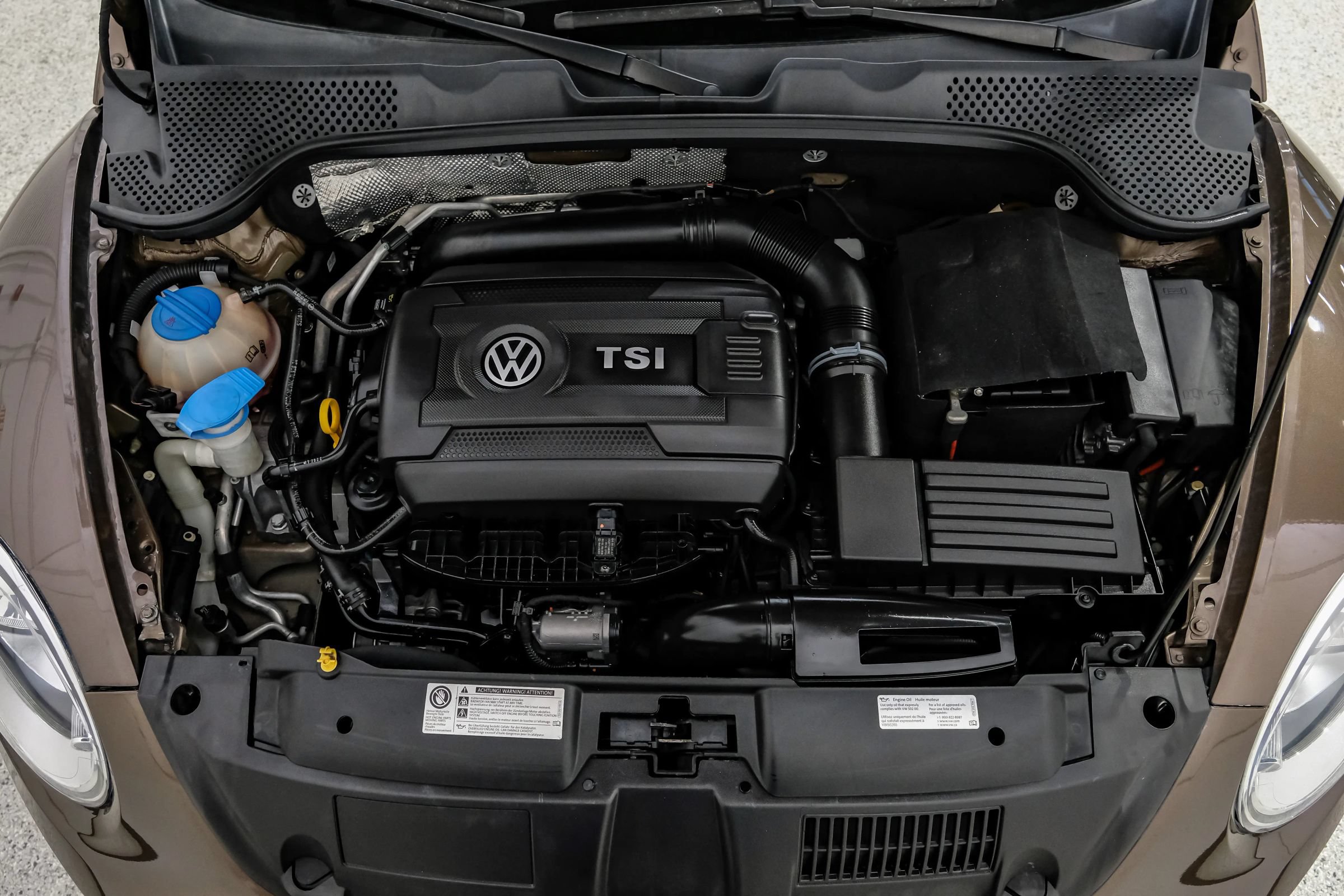 Used 2014 Volkswagen Beetle 1.8T FWD image 42