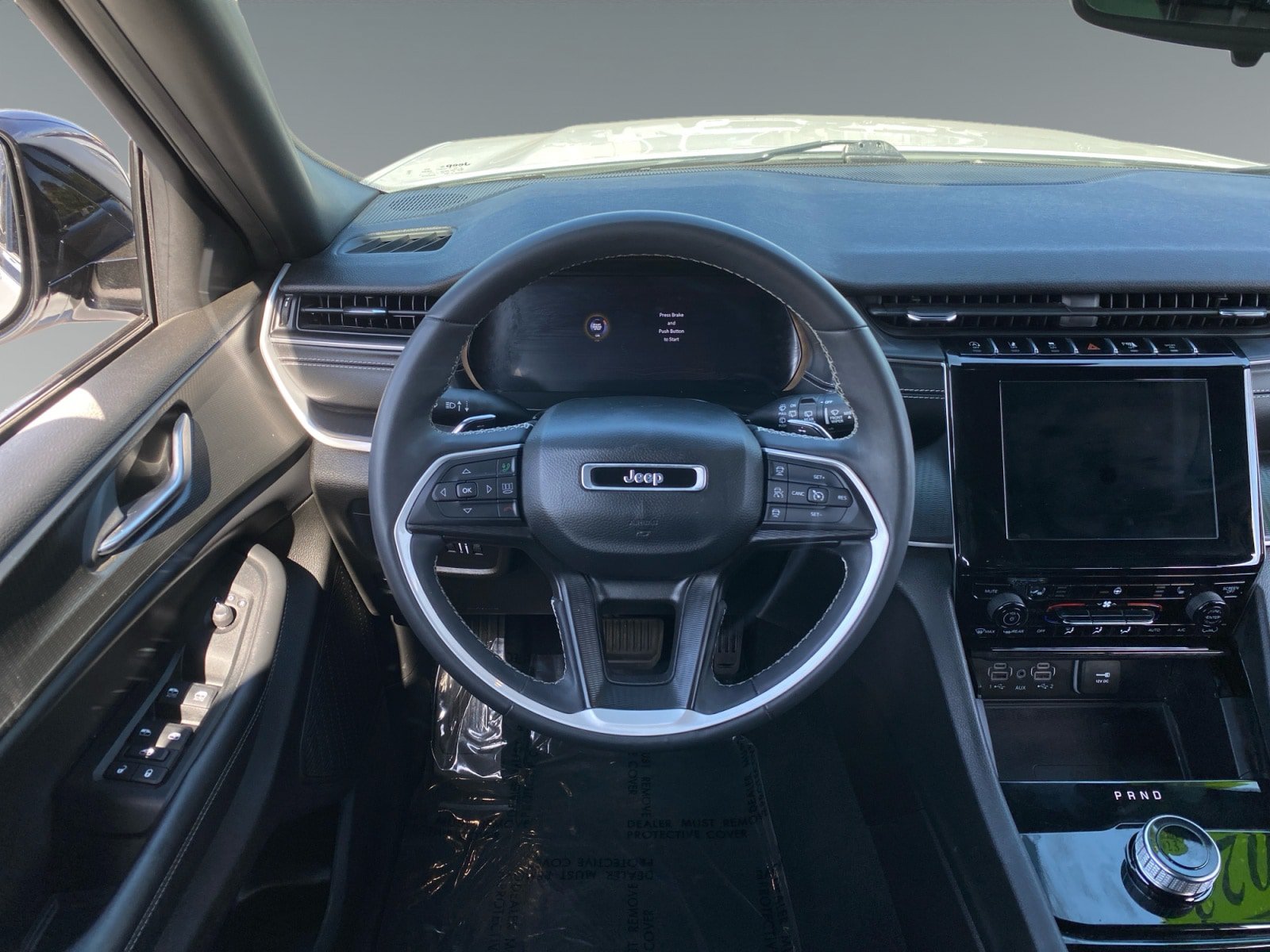 Used 2023 Jeep Grand Cherokee L Laredo AWD/4WD image 12