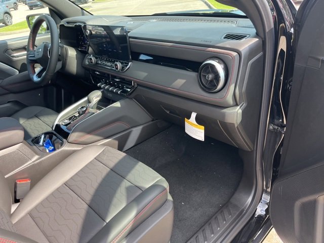 New 2025 Chevrolet Colorado Z71 w/ Technology Package image 40