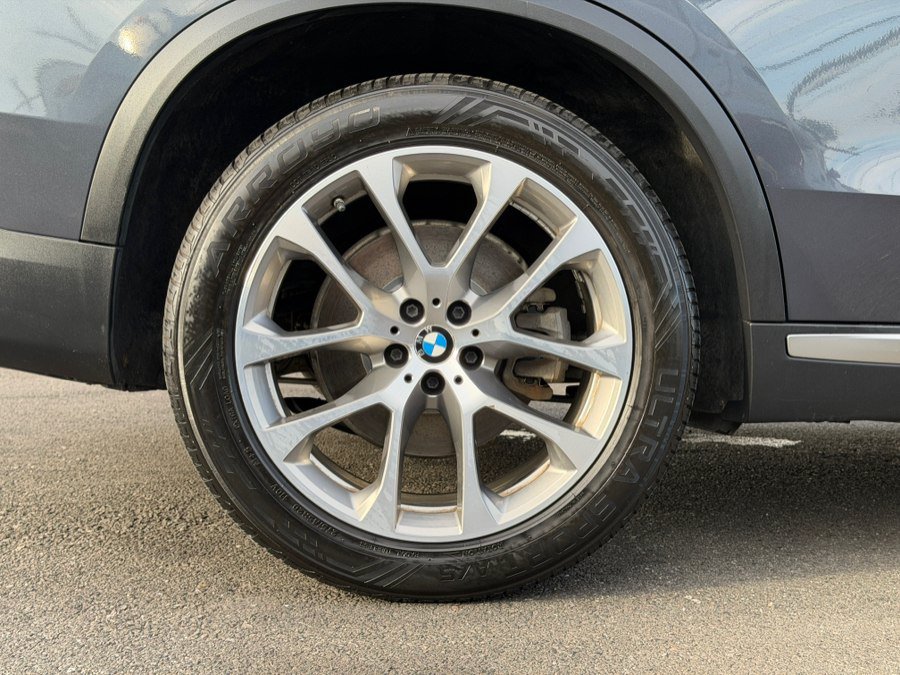 Used 2019 BMW X5 xDrive40i w/ Premium Package 2 AWD/4WD image 20