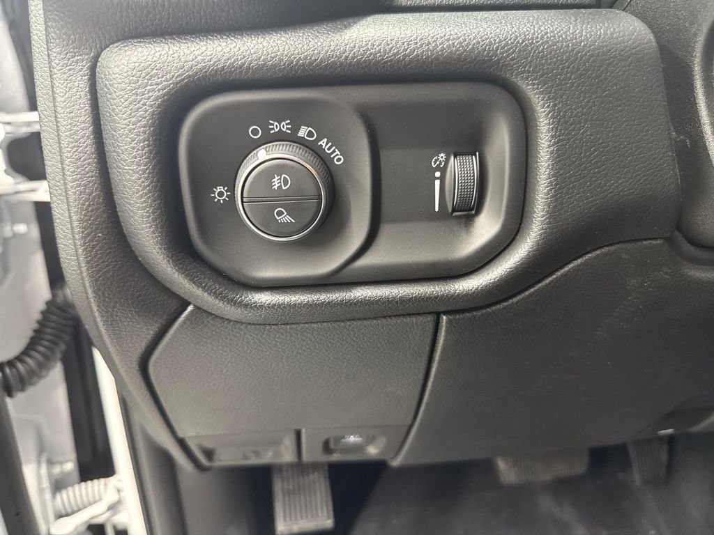 New 2026 RAM 3500 Tradesman AWD/4WD image 17