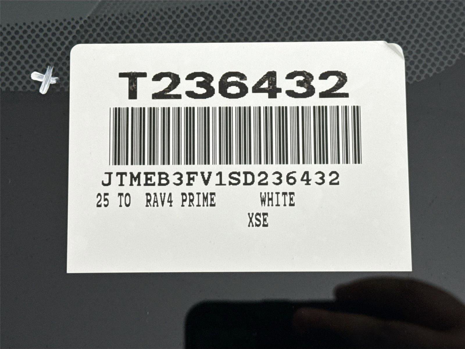 Certified 2025 Toyota RAV4 XSE image 62