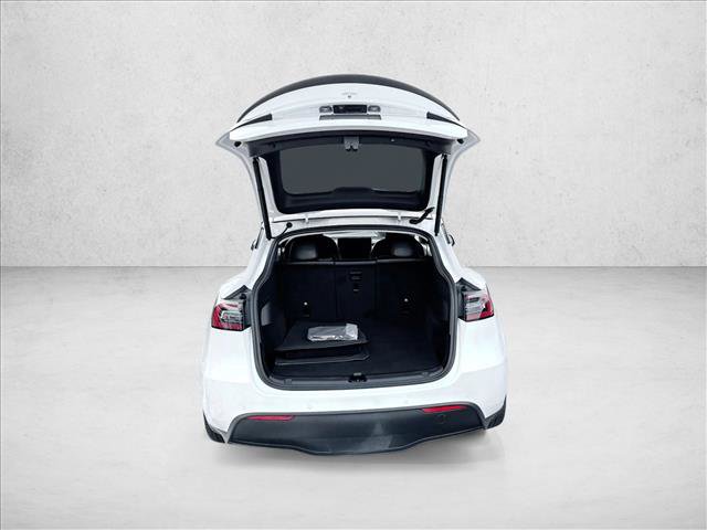 Used 2022 Tesla Model Y Performance image 6