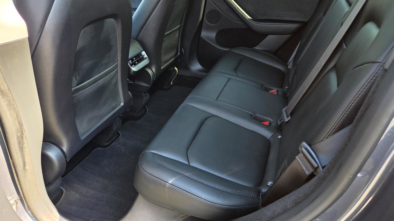 Used 2023 Tesla Model Y Long Range image 45