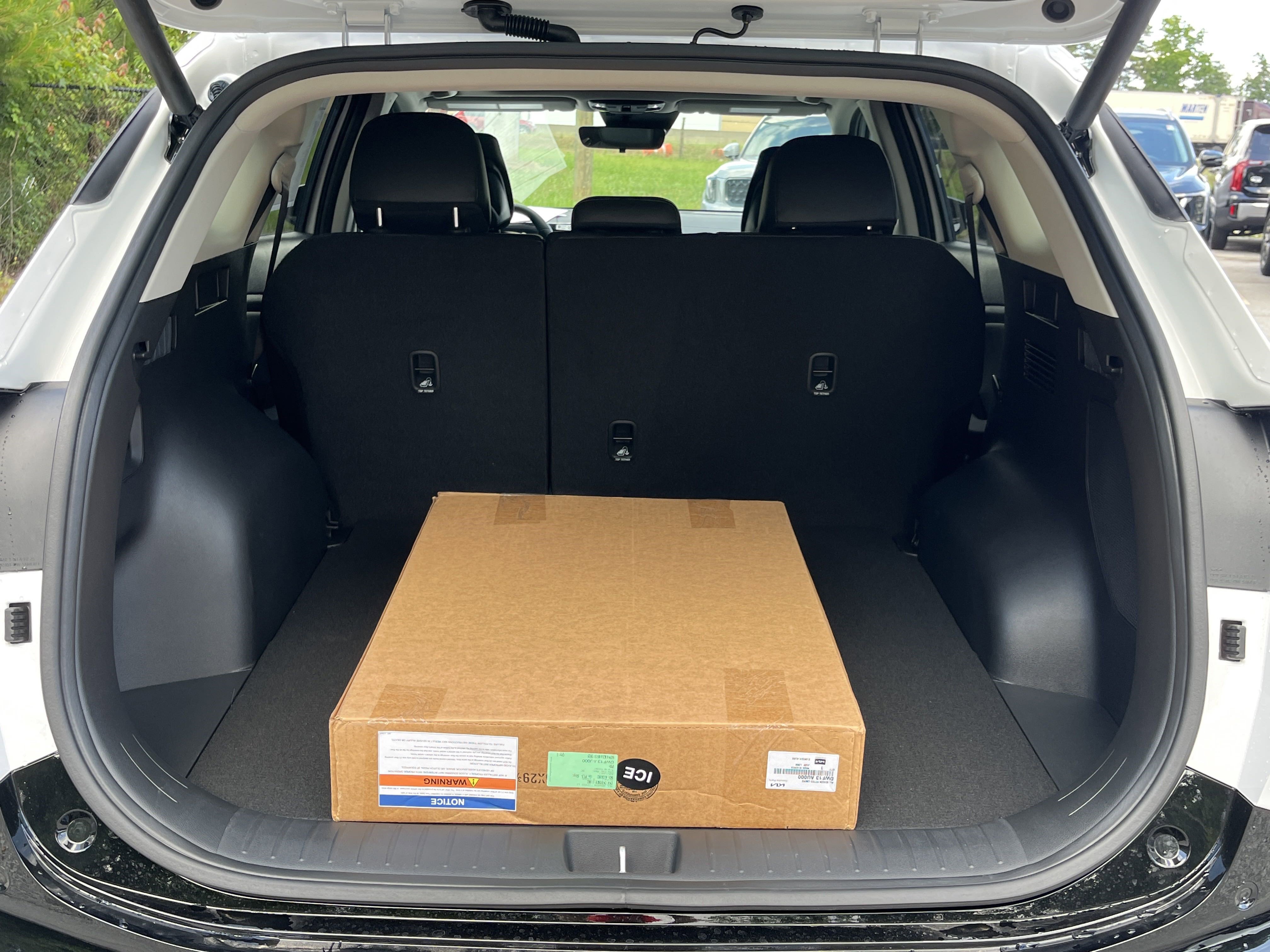 New 2026 Kia Sportage SX FWD image 28