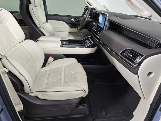 Used 2021 Lincoln Navigator L Black Label image 11