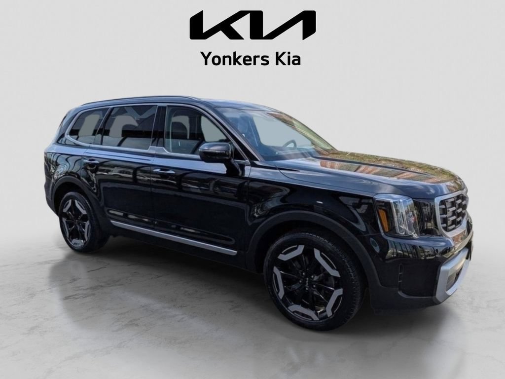 Certified 2024 Kia Telluride S w/ S Sunroof Package AWD/4WD image 5