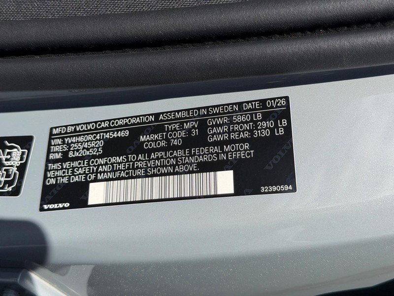New 2026 Volvo XC60 T8 Plus w/ Protection Package Premier AWD/4WD image 16