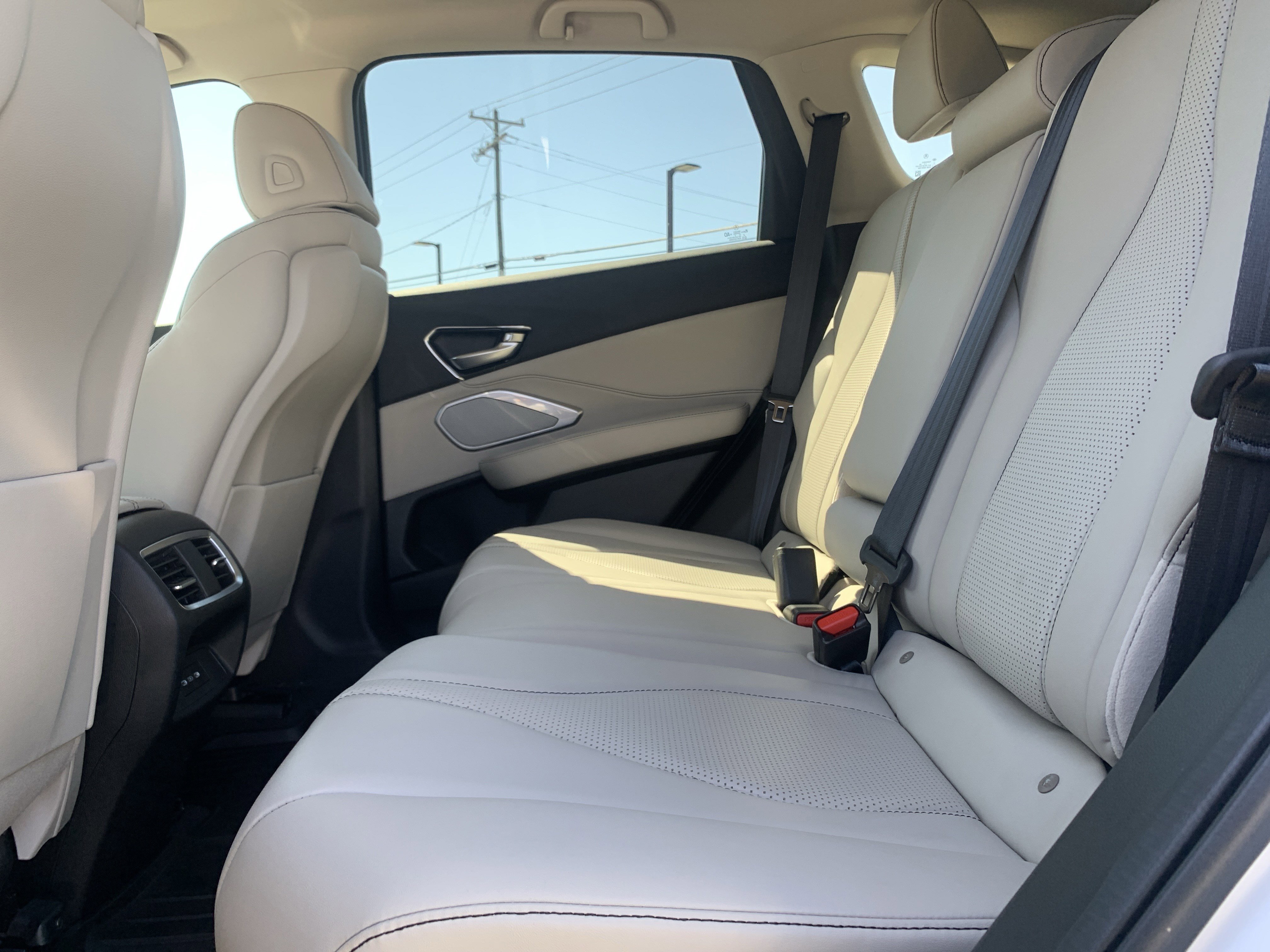 Used 2025 Acura RDX SH-AWD w/ Technology Package image 32