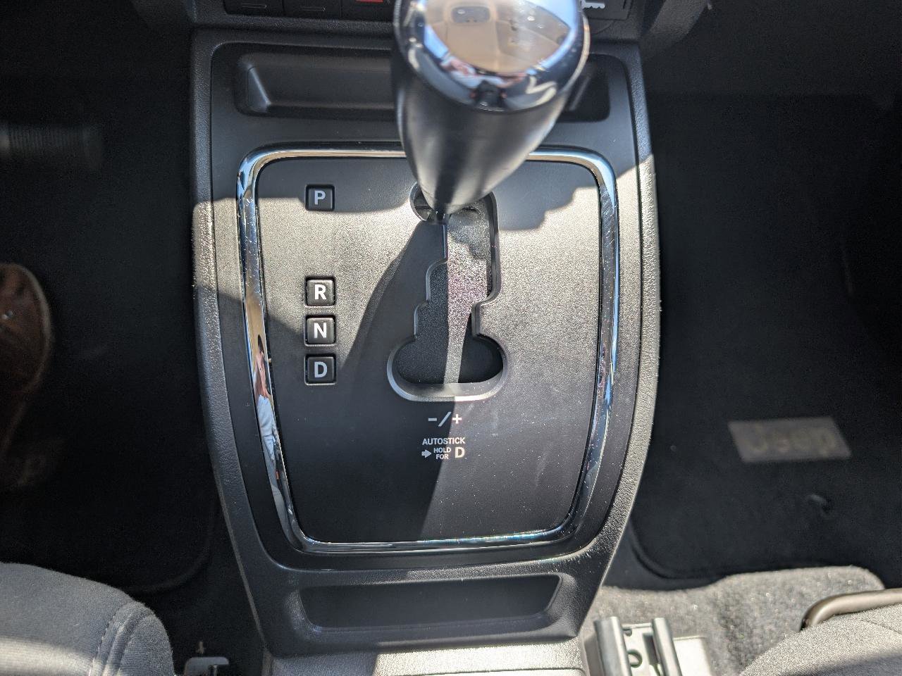 Used 2012 Jeep Compass Latitude AWD/4WD image 22