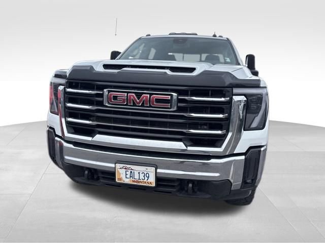 Used 2025 GMC Sierra 3500 SLE w/ SLE Value Package image 4
