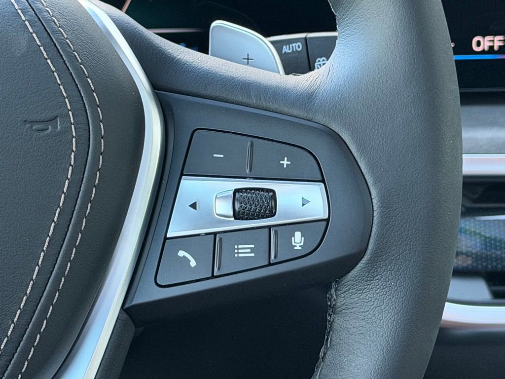 New 2026 BMW X5 xDrive50e w/ Premium Package image 23