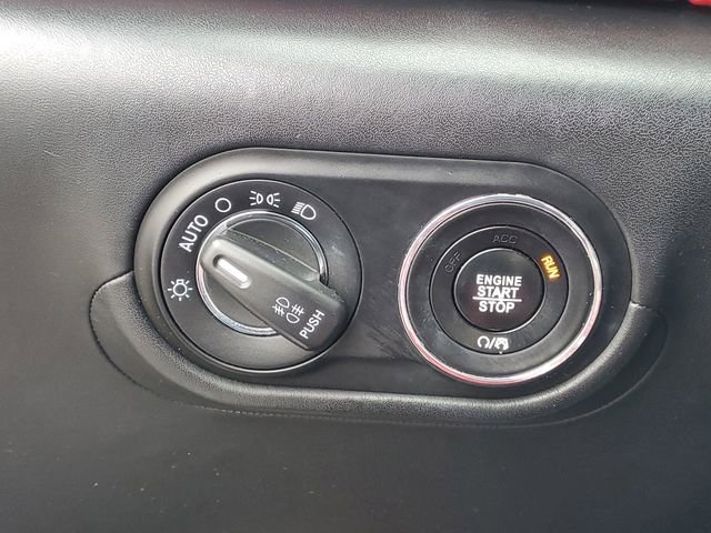 Used 2017 Maserati Levante w/ Sport Package image 17