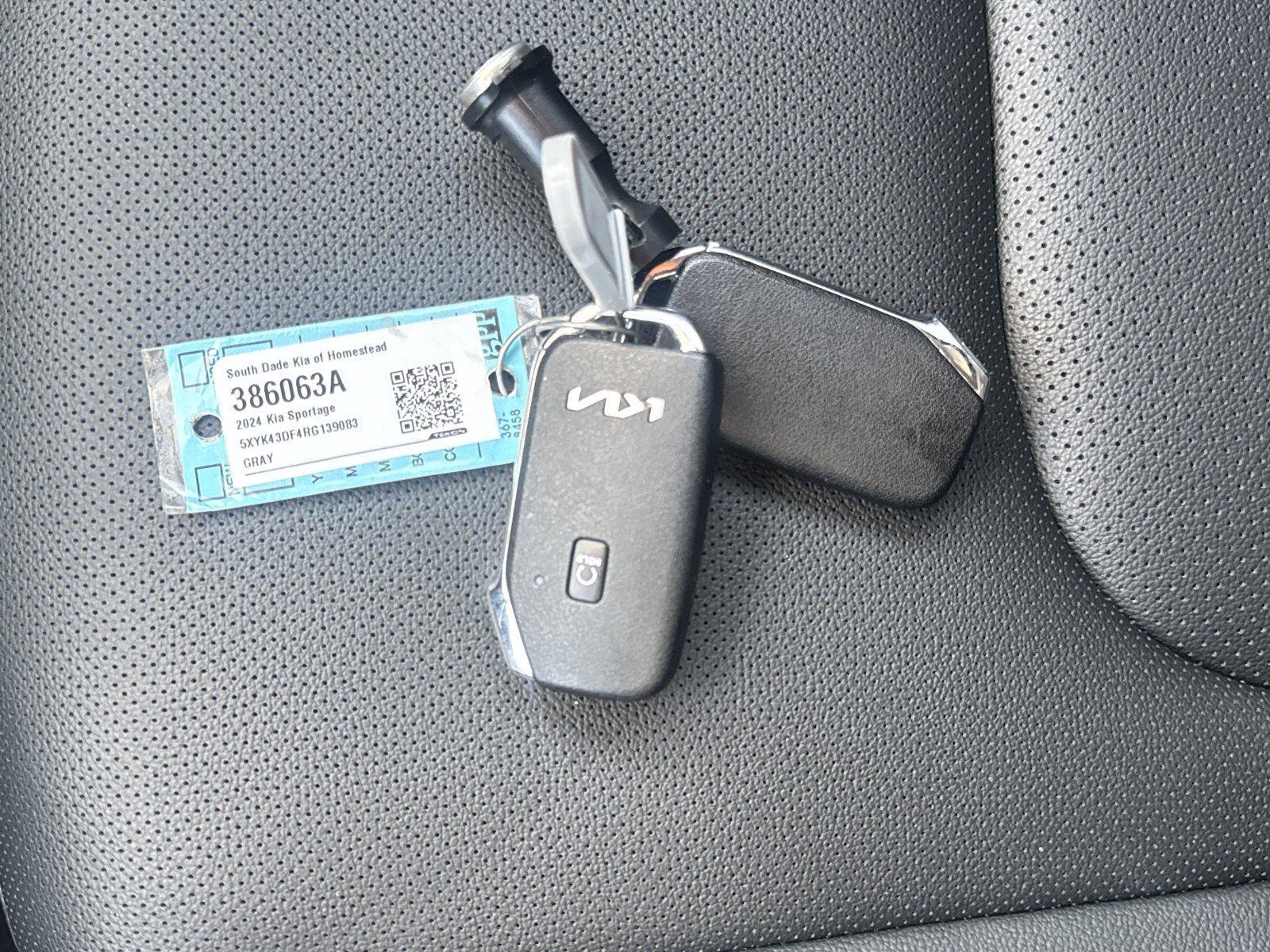 Used 2024 Kia Sportage SX FWD image 20