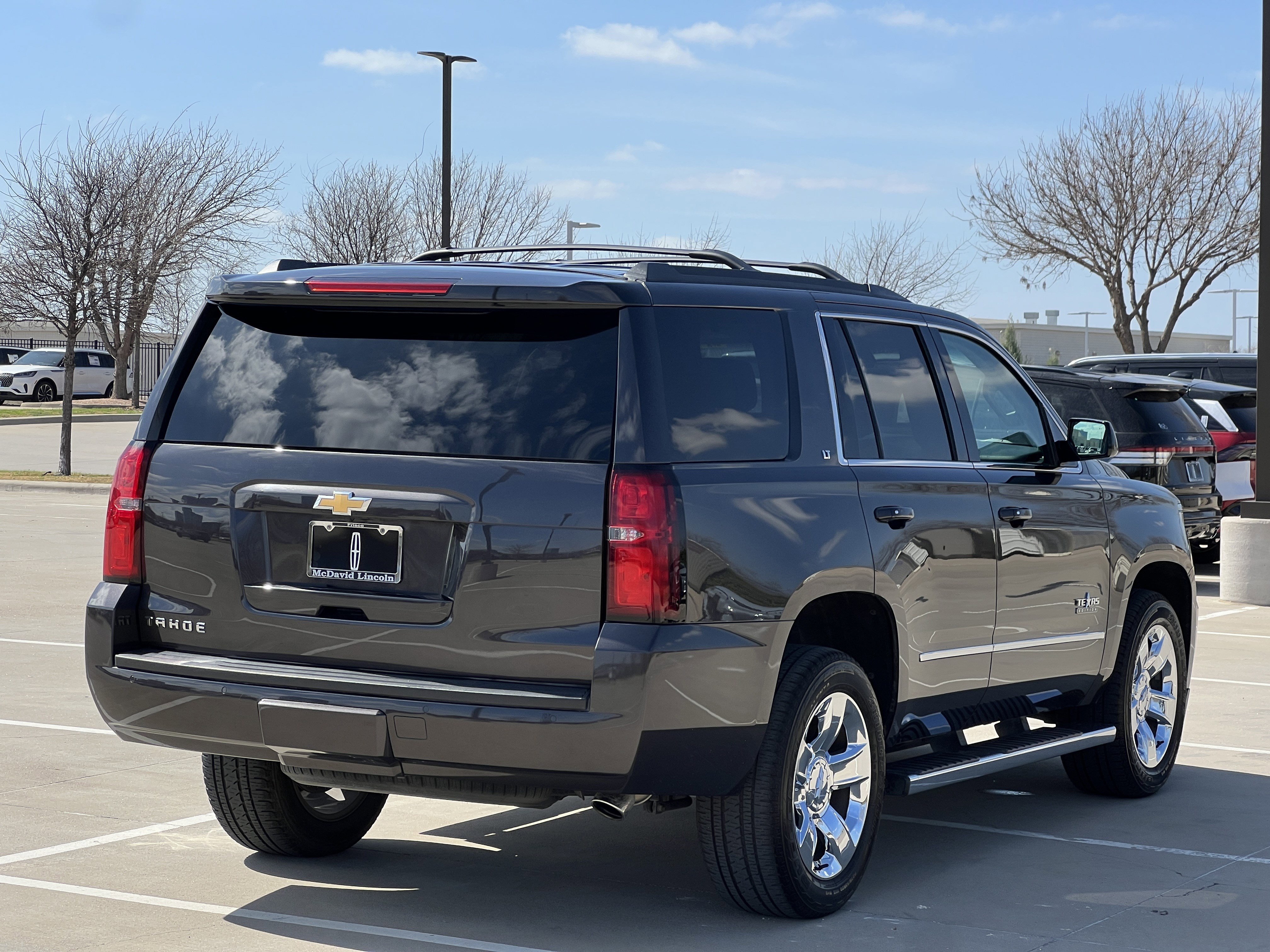Used 2017 Chevrolet Tahoe LT w/ LT Signature Package image 9