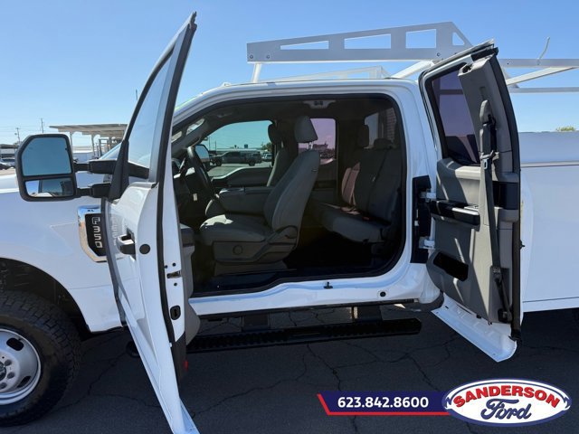 Certified 2022 Ford F350 XL w/ Power Equipment Group image 13