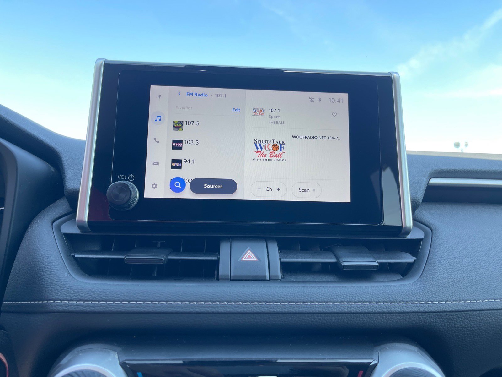 Used 2024 Toyota RAV4 XLE image 5