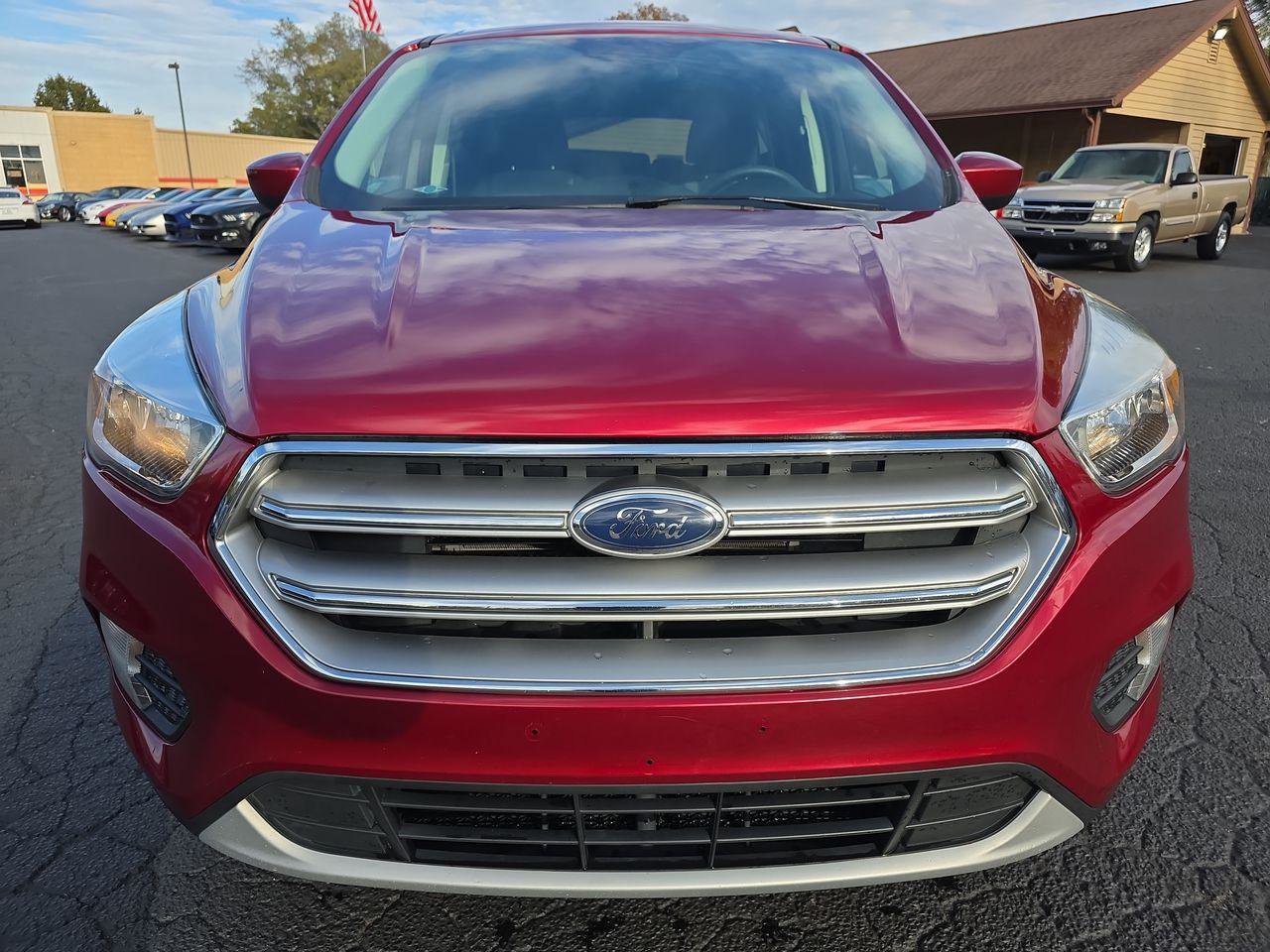 Used 2017 Ford Escape SE image 12