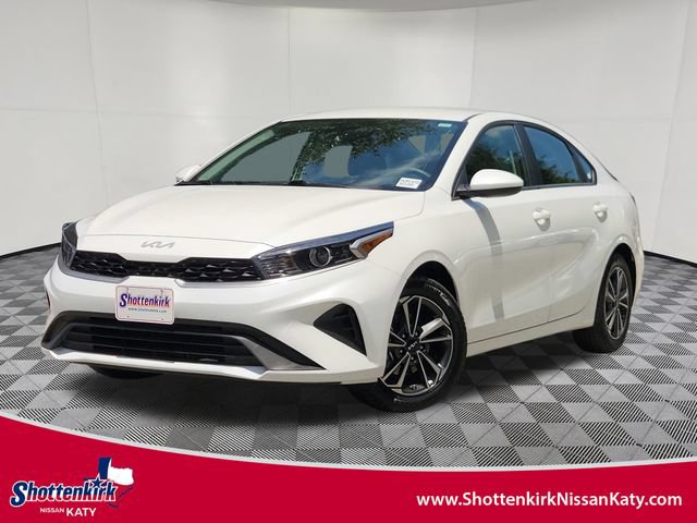Used 2024 Kia Forte LXS FWD image 1