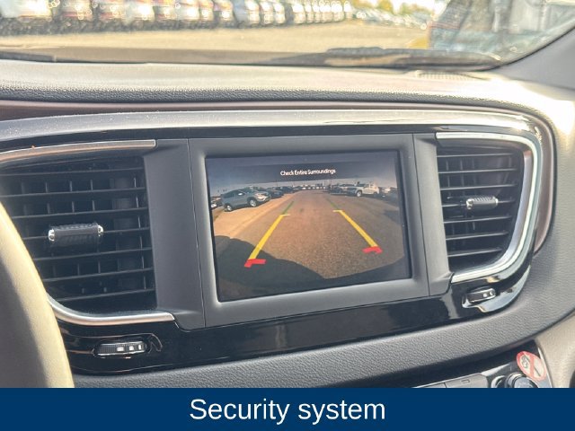 Used 2023 Chrysler Voyager LX FWD image 26
