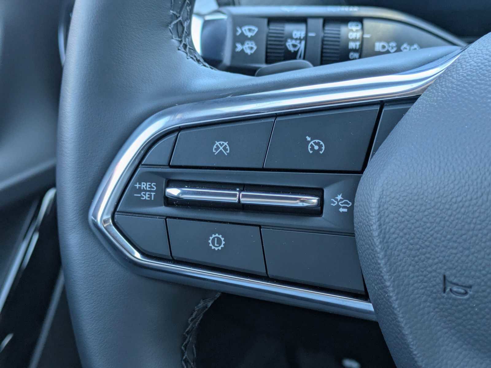 New 2026 Chevrolet Equinox LT AWD/4WD image 23