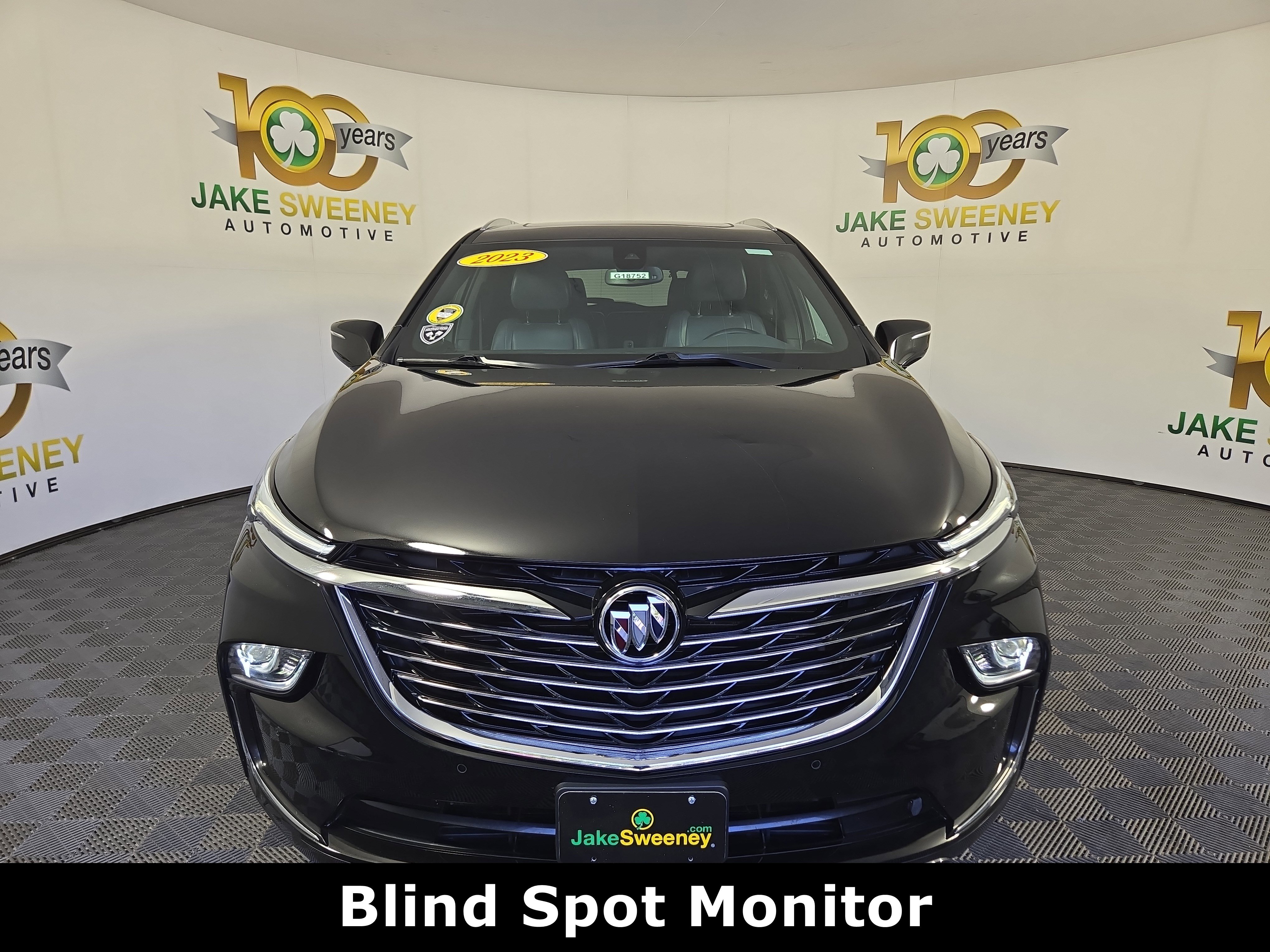 Certified 2023 Buick Enclave Essence image 3