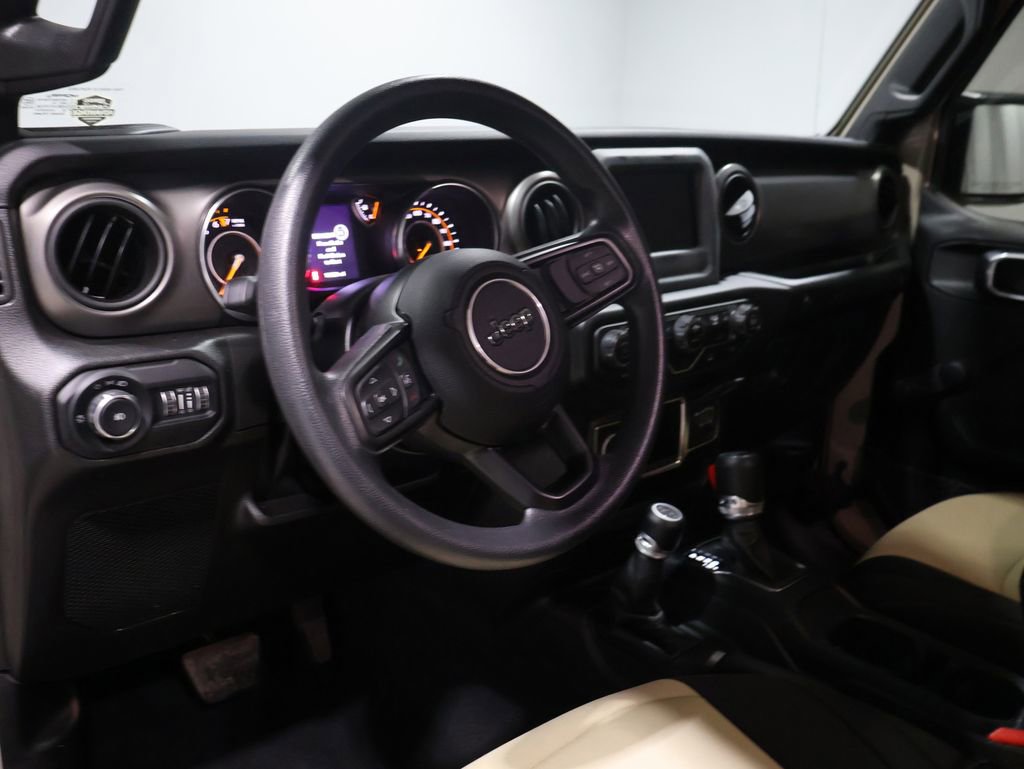 Used 2022 Jeep Wrangler Sport image 18